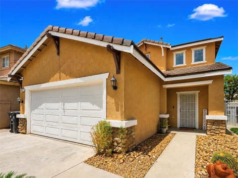 Photo of 13772 Summer Wind Street, Victorville, CA 92394 (MLS # MB26152565)
