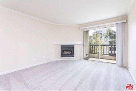 Photo of 5530 Owensmouth Avenue #219, Woodland Hills, CA 91367 (MLS # 26990151)