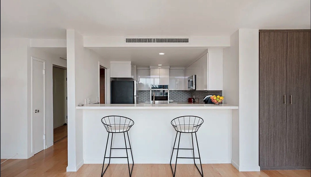 2160 Century Park E 905