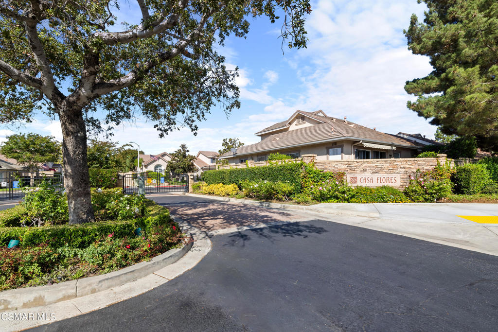 Case Flores-460 - 1004942 - Residential