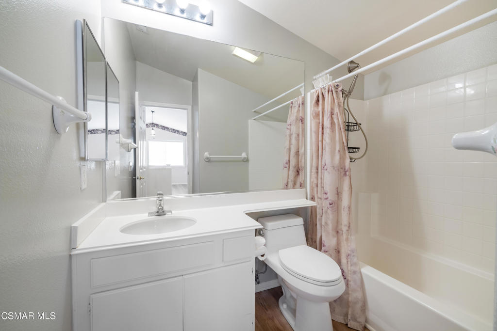 Case Flores-460 - 1004942 - Residential