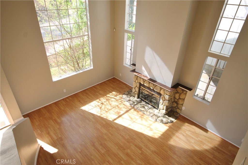 9326 Rowell