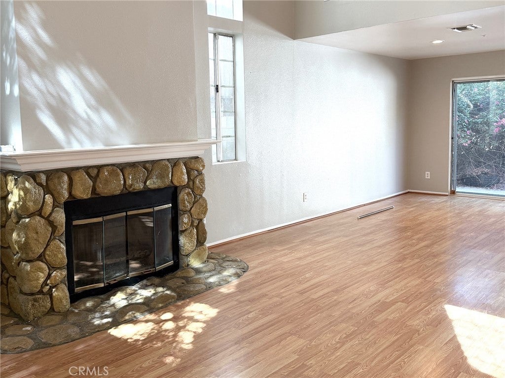 9326 Rowell
