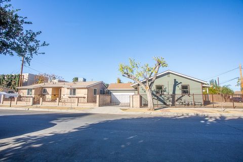 21511 Bassett Street Canoga Park CA 91303