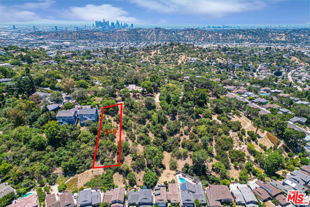 927 Rome Drive