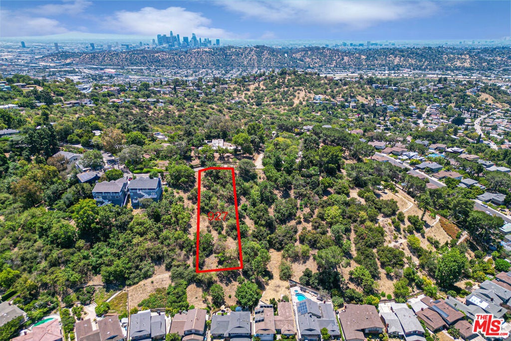 927 Rome Drive