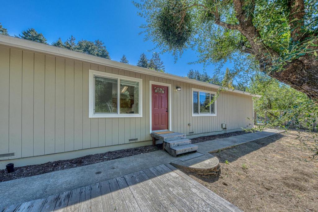 185 Timber Lodge Road