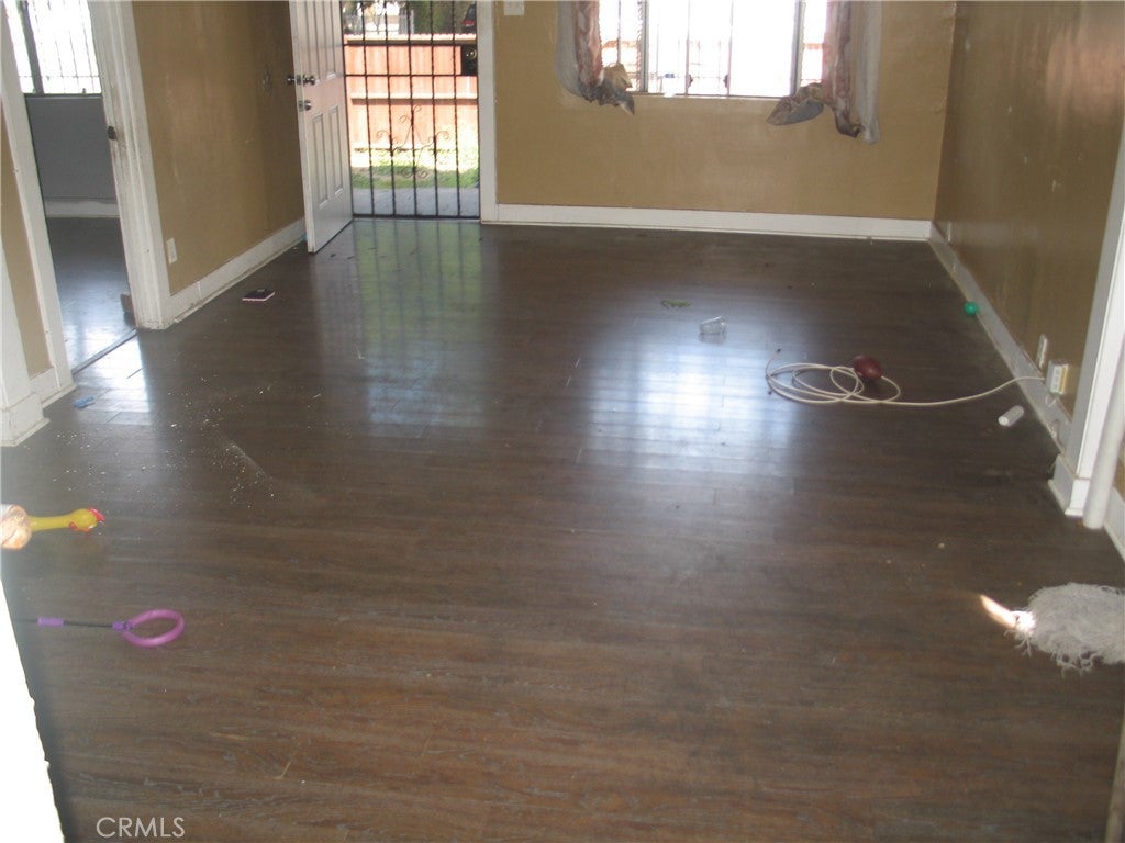 5911 Arlington