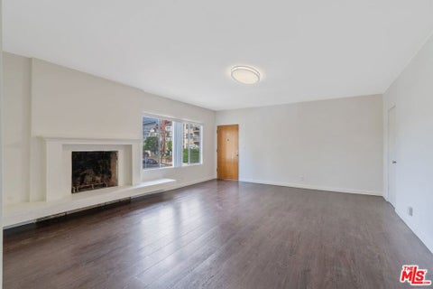 Photo of 1301 S Saltair Avenue #3, Los Angeles, CA 90025 (MLS # 26996939)
