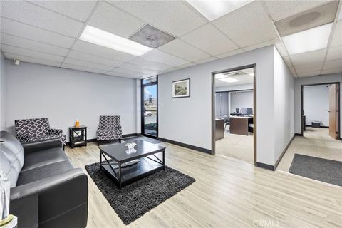 Photo of 1223 N Tustin Ave #A, Anaheim, CA 92807 (MLS # OC26080377)