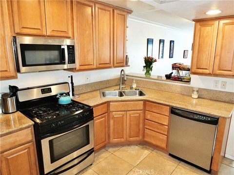 Photo of 1605 E 2nd St, Long Beach, CA 90802 (MLS # PW26067172)