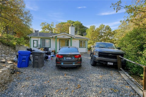 Photo of 829 Hillside Drive Dr, Julian, CA 92036 (MLS # CV26208974)