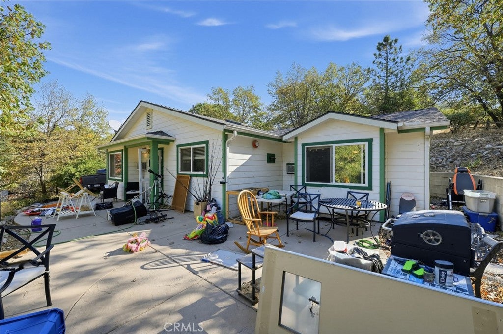 829 Hillside Drive