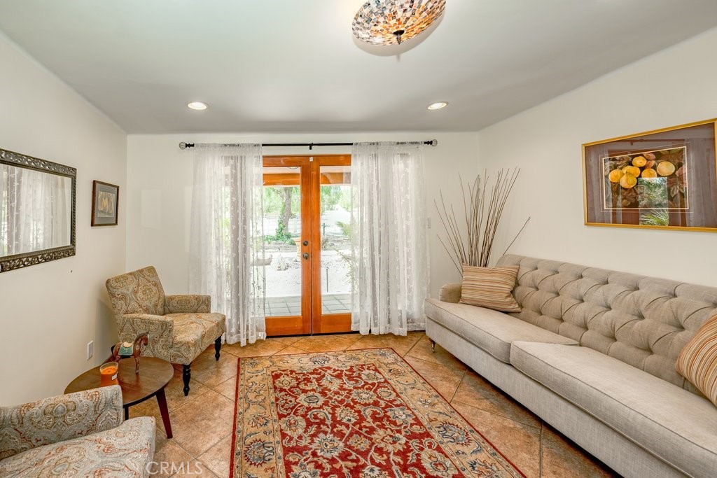 33120 Agua Dulce Canyon