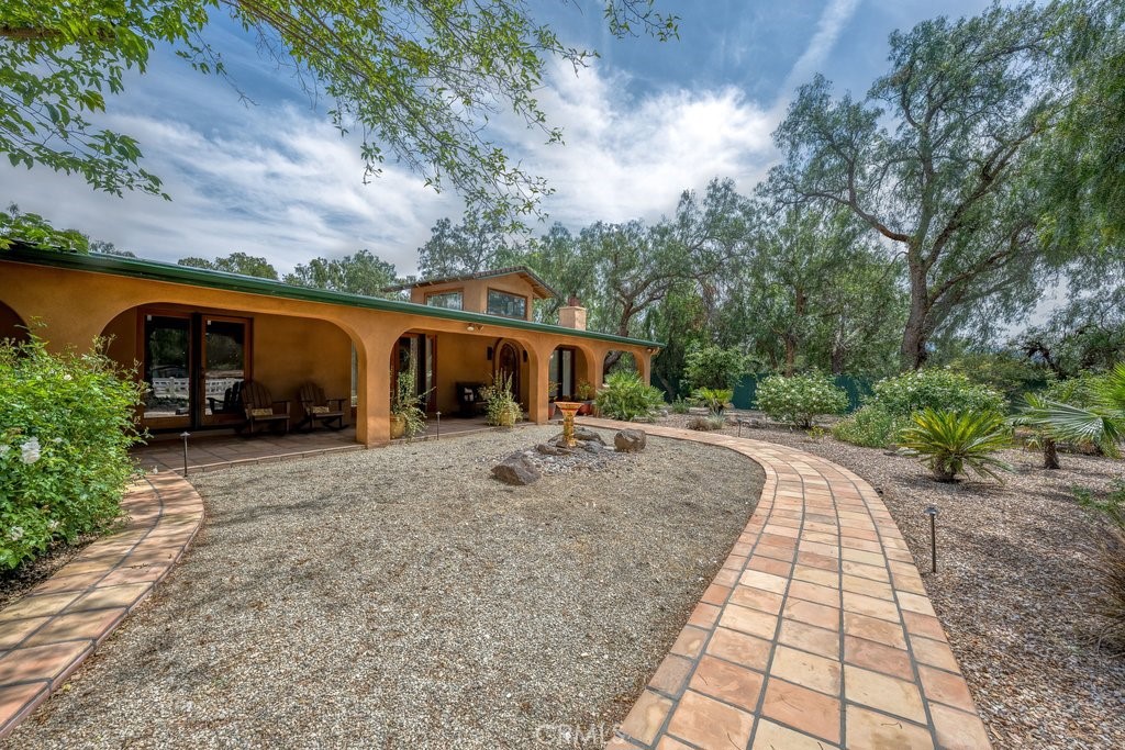 33120 Agua Dulce Canyon