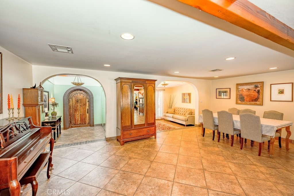 33120 Agua Dulce Canyon