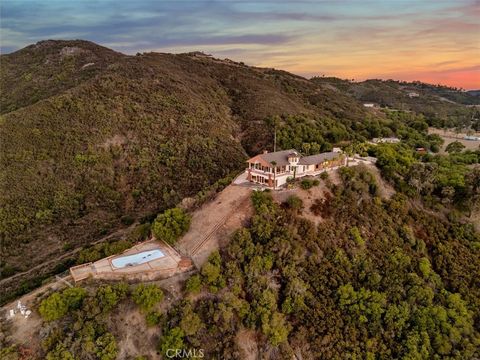 Photo of 42600 Pradera Way, Temecula, CA 92590 (MLS # SW26070419)