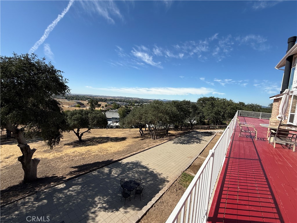 1312 Oak Ridge Way