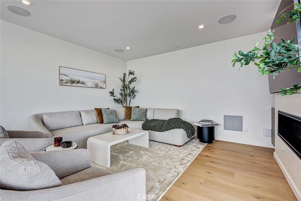 218 14th Street