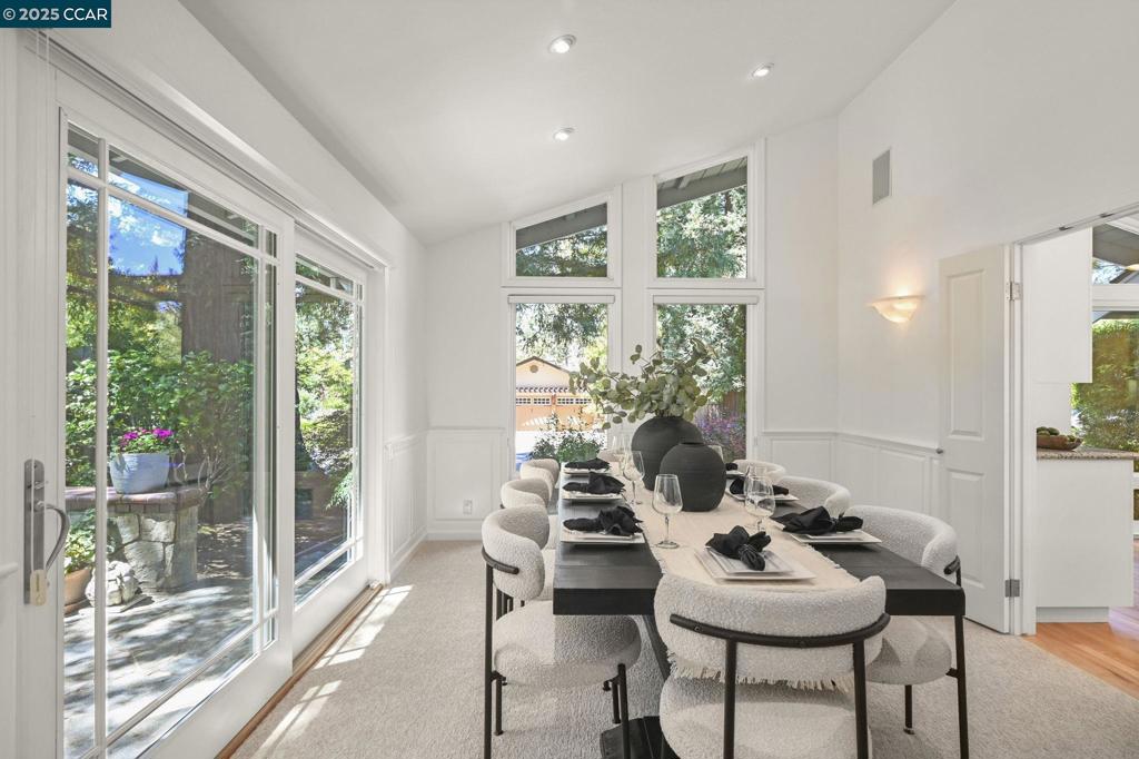 WHITEGATE - Residential