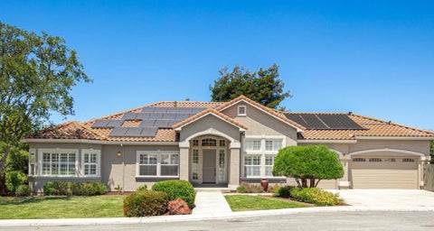 Photo of 961 Oak Creek Court, Hollister, CA 95023 (MLS # ML82052675)