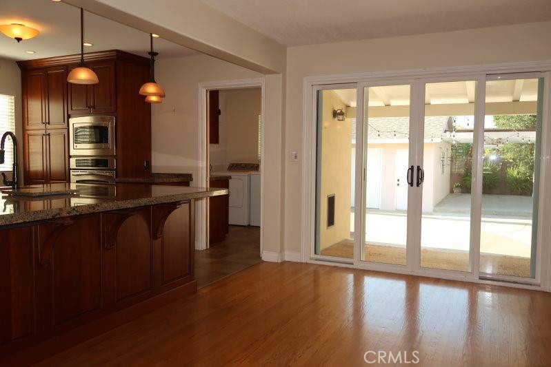 1419 E Madison Avenue