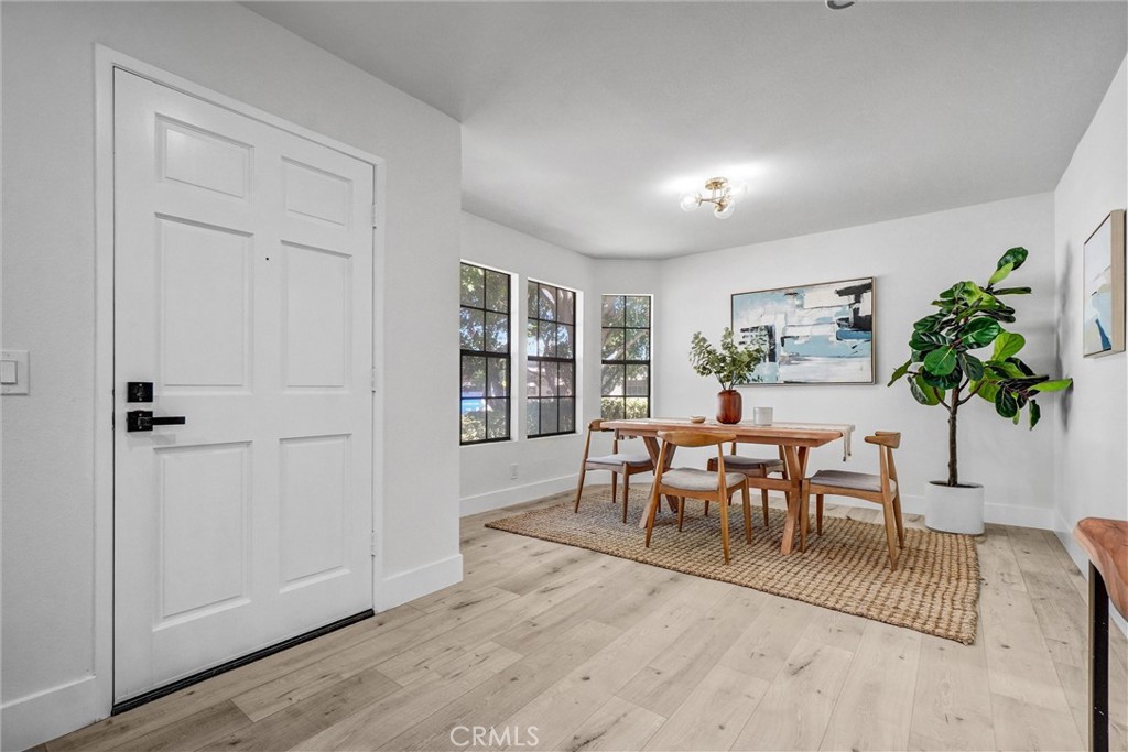 11105 Linda Lane D