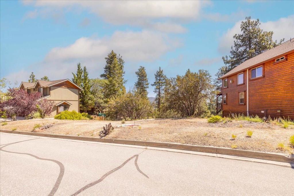 40587 Ironwood Drive