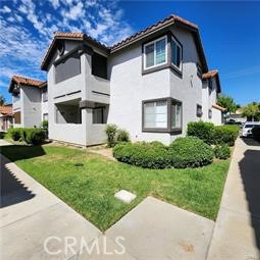Very desirable complex. 2 bedroom 1.5 bath ready to move in.