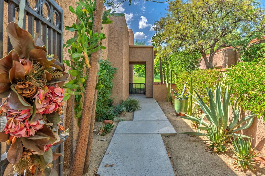 48633 Torrito Court