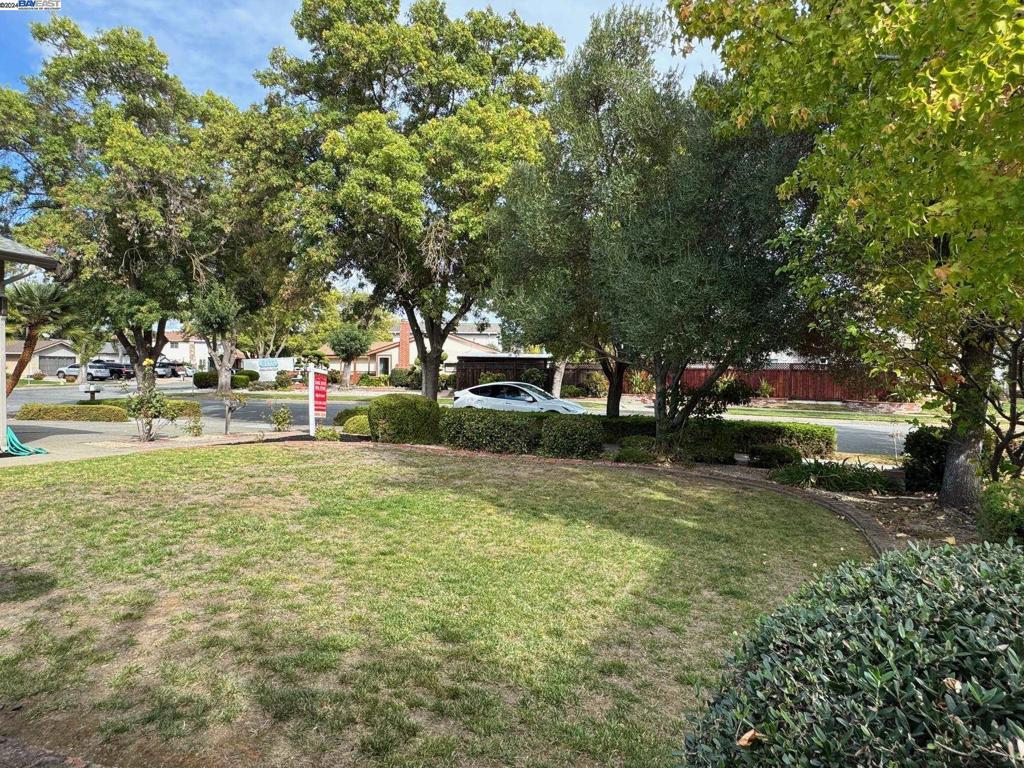 NORTH GATE - Residential