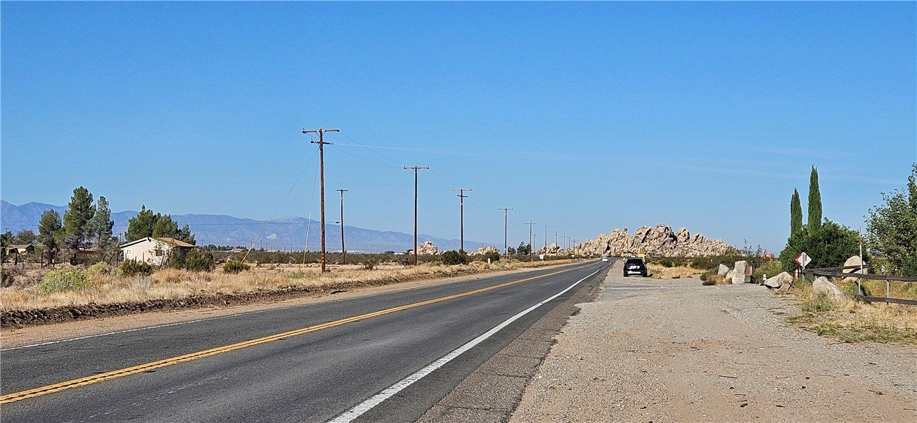 800 HWY 18