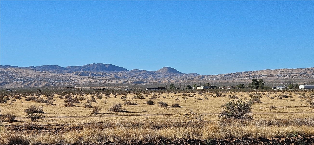 800 HWY 18