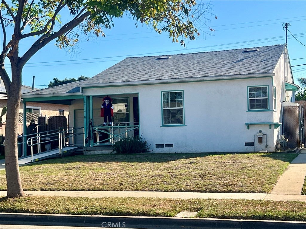 6072 Mckinley Ave.