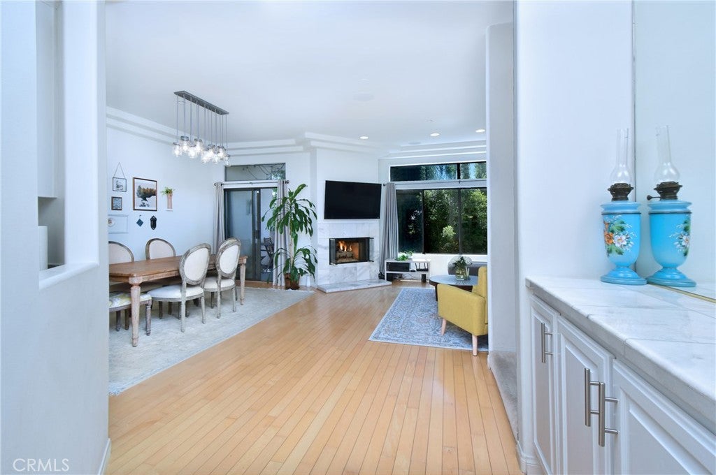 11847 Laurelwood 304