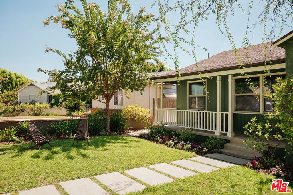 13352 Martha Street