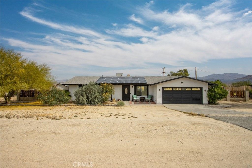Photo of 72912 Manana, 29 Palms, CA 92277 (MLS # DW26094120)