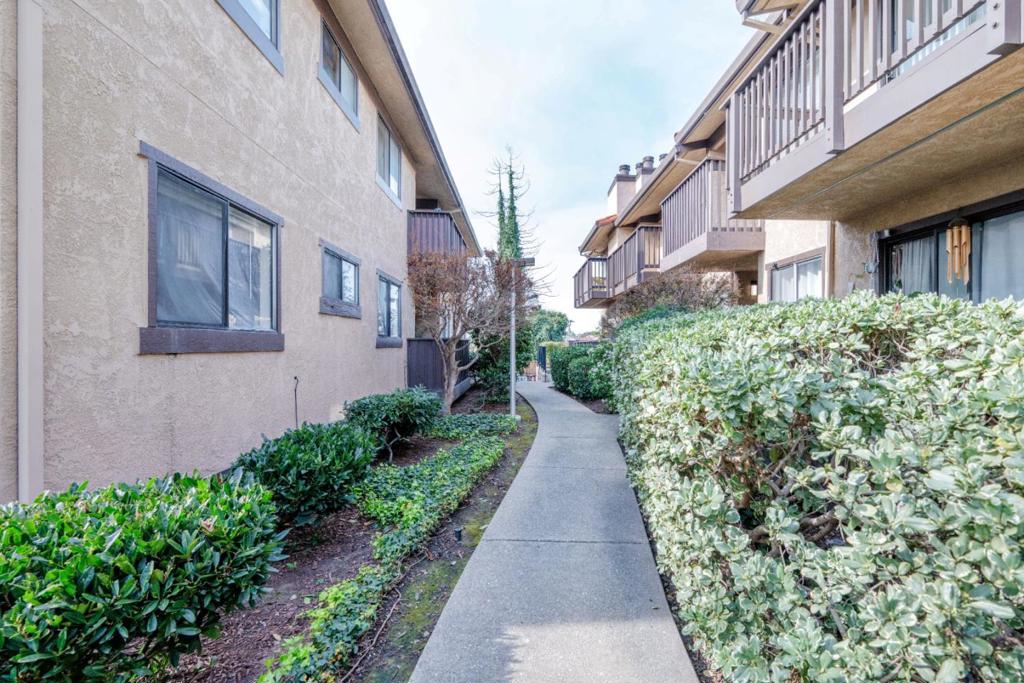 Photo 1 of 39 — 15065 Hesperian Boulevard 22, San Leandro, CA 94578