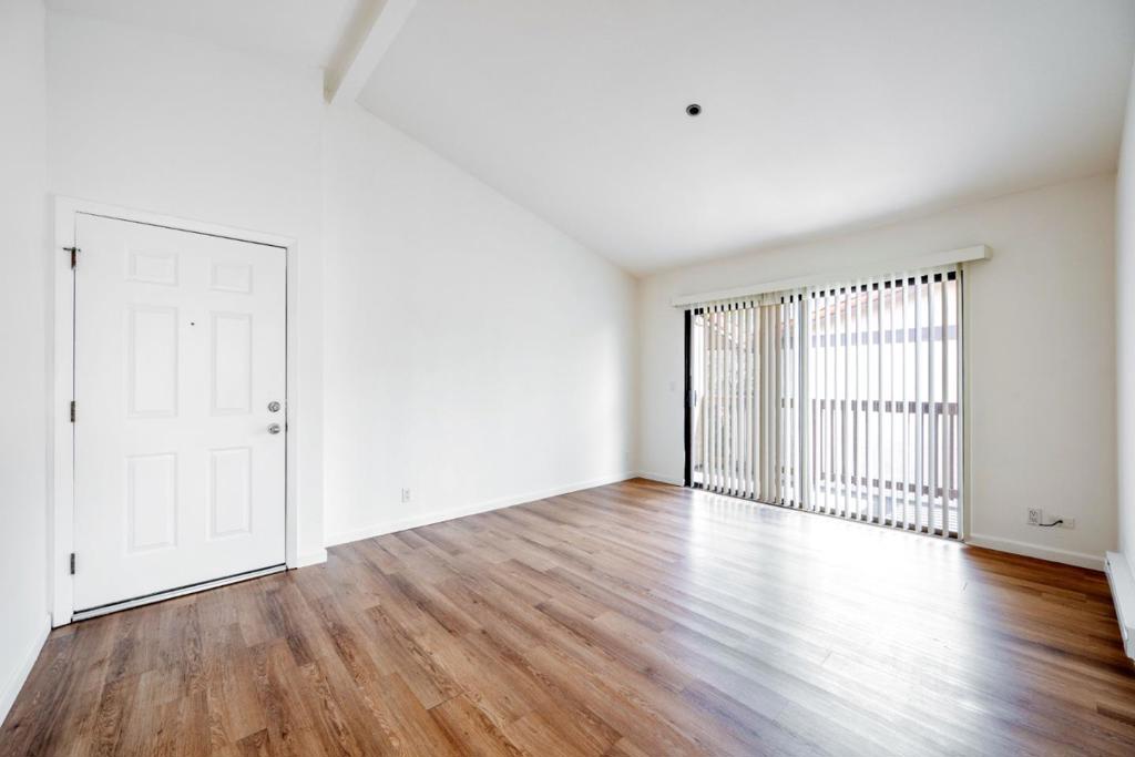 15065 Hesperian Boulevard 22