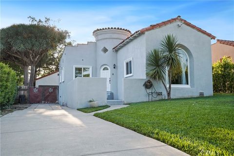 Photo of 4615 Grand AVE, La Canada Flintridge, CA 91011 (MLS # SR26146752)