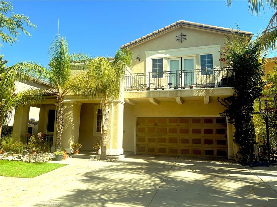 Price Improvement! Now available at a more attractive price point! Don’t miss the opportunity to own this charming property at an incredible value. With generous square footage and excellent curb appeal, this home is a solid investment. The spacious layout offers 5 bedrooms and 3 bathrooms, plus an open floor plan with soaring ceilings. The chef’s kitchen features a large island and seamlessly flows into the family room, living room, and dining areas. The oversized primary suite includes a private balcony with stunning mountain views. A large upstairs loft provides the perfect space for a home office, playroom, or media room.  (Some pictures are virtually staged)

Tucked away in a quiet cul-de-sac with mountain views, this home also features:

~Great curb appeal with a wide driveway

~Built-in outdoor grill, fire pit, stone pavers, and ample seating areas

~Downstairs bedroom and full bath – ideal for guests or multi-generational living

~Low HOA and No Mello Roos

~Community amenities: resort-style pool, spa, parks, playgrounds, and walking trails. Perfect for families seeking space, comfort, and a welcoming neighborhood with top-tier amenities. This is a great opportunity you won’t want to miss!