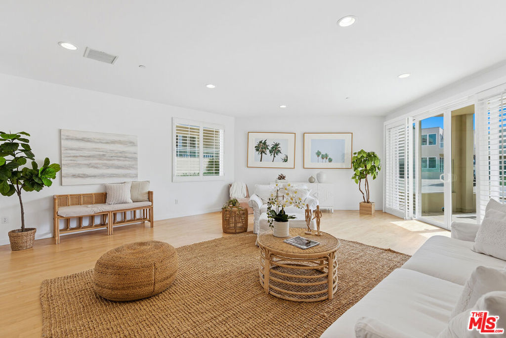 7301 Vista Del Mar 16