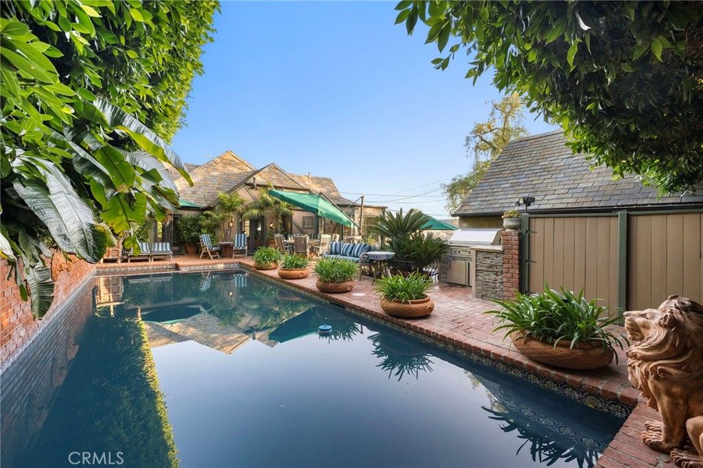 Photo of 486 HOLLY Street, Laguna Beach, CA 92651 (MLS # LG26044808)