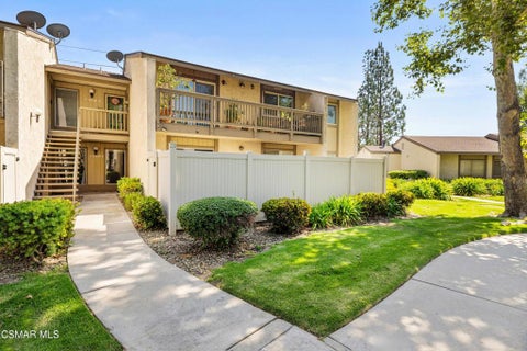 Tiny photo for 15258 Campus Park Drive #G, Moorpark, CA 93021 (MLS # 226003110)