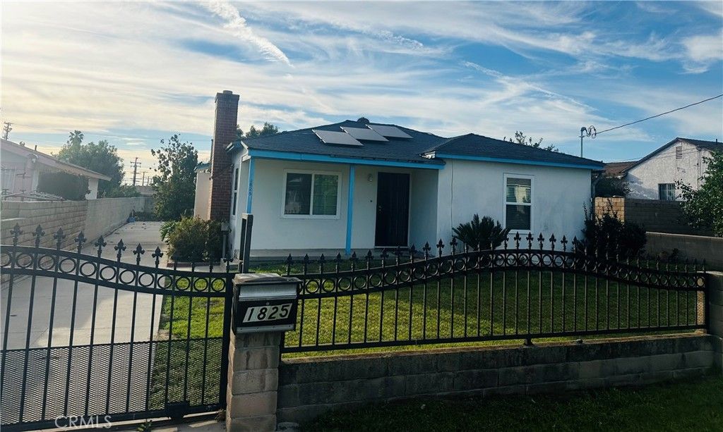 Photo of 1825 S Gladys Ave, San Gabriel, CA 91776 (MLS # SR26044969)