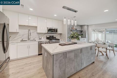 Photo of 2016 2016 Pine Knoll Dr #2, Walnut Creek, CA 94595 (MLS # 41125529)