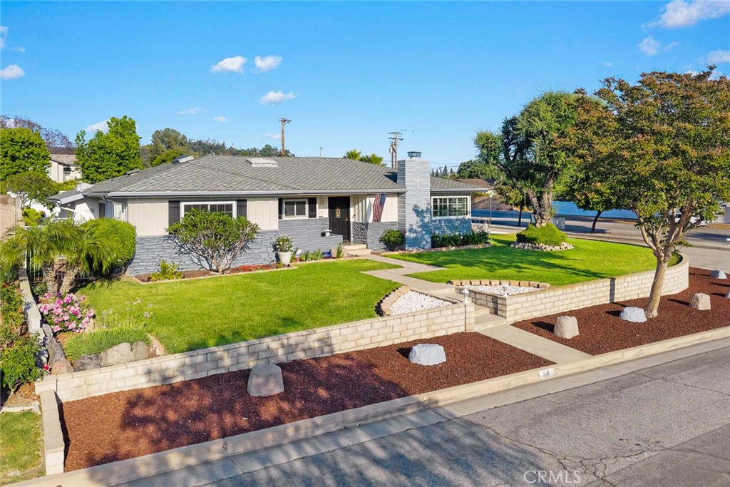 108 N Hacienda Avenue