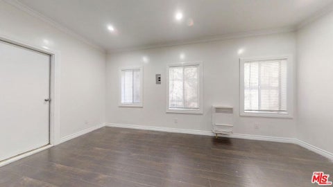 Photo of 507 Loma DR #308, Los Angeles, CA 90017 (MLS # 26985061)