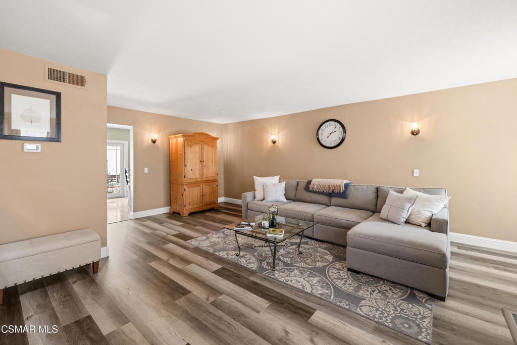 345 Jeremiah Drive E