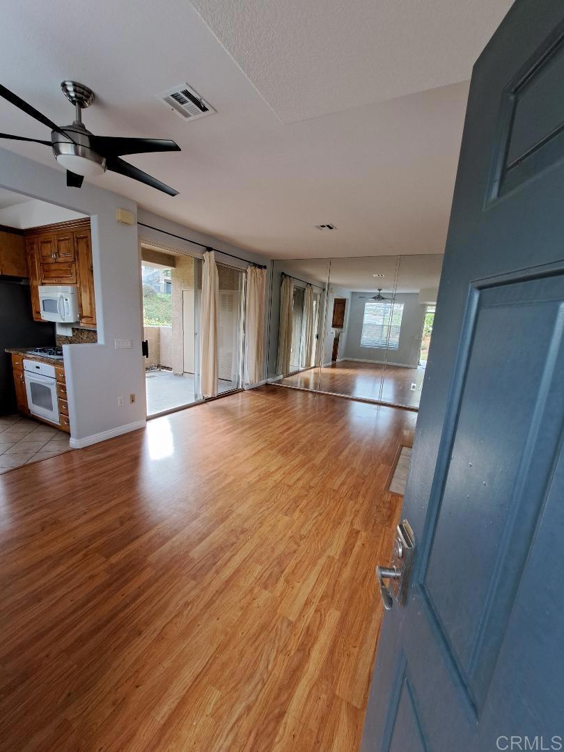 3504 Caminito El Rincon 05, San Diego CA 92130